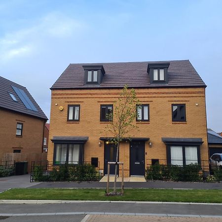 Sky'S Haven Apartamento Sunningwell Exterior foto